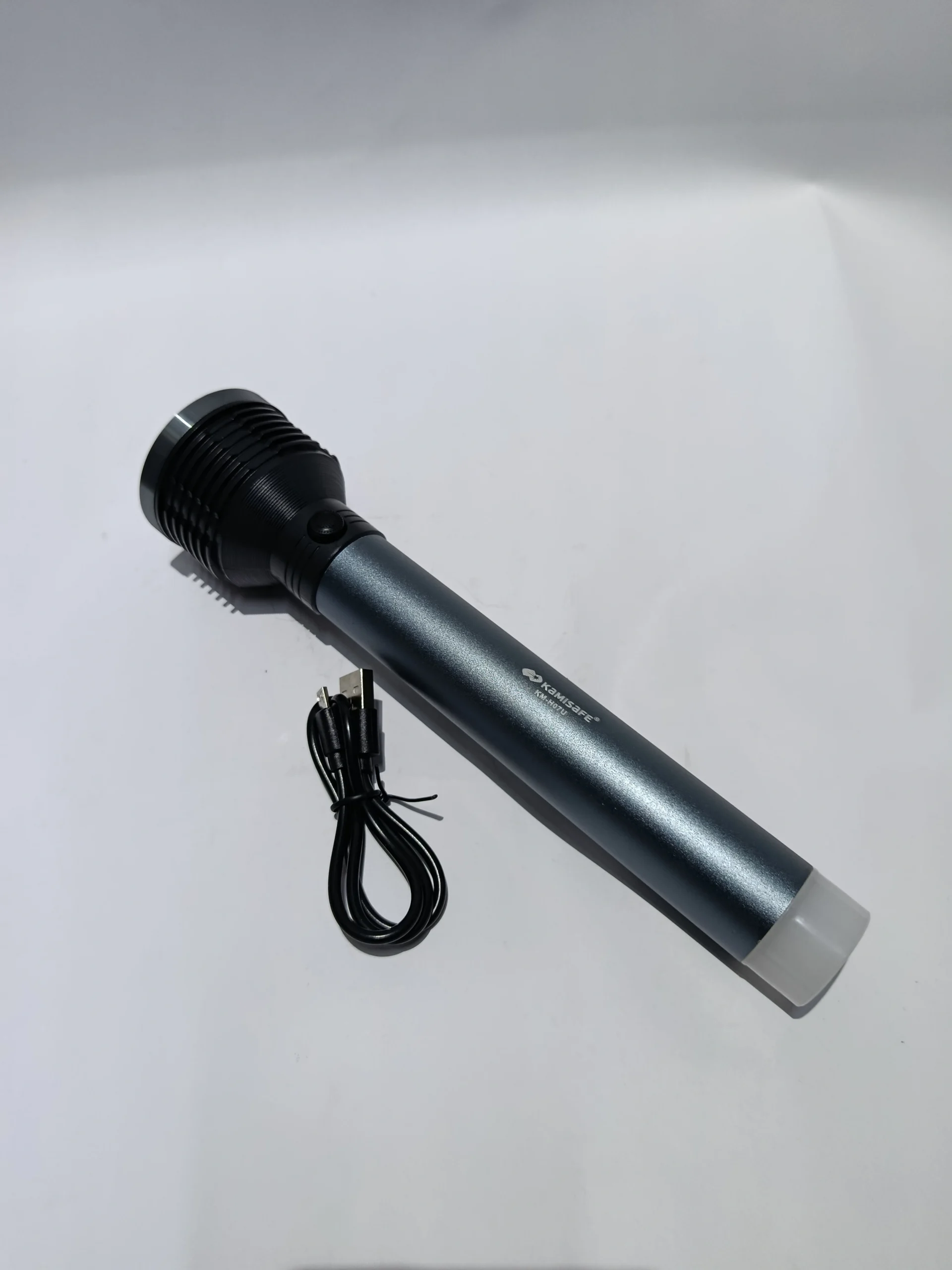 108 Kamisafe H07 Rechargeable flashlight - Image 1