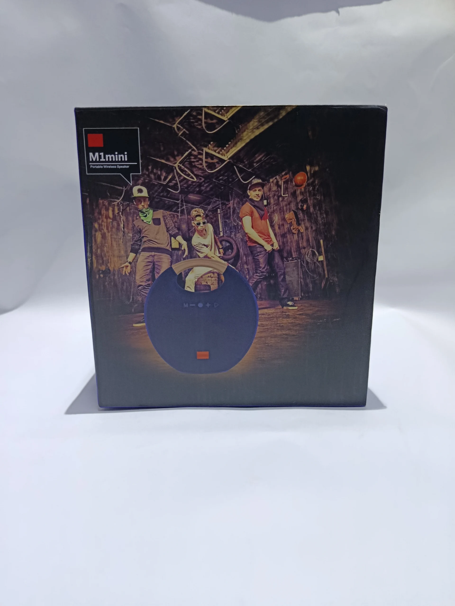 152 M1 mini Bluetooth speaker outdoor radio - Image 1