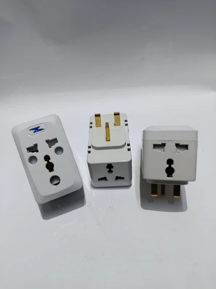 Universal socket plug adapter 240VAC