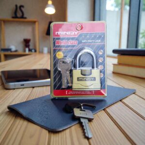 Mindy padlock