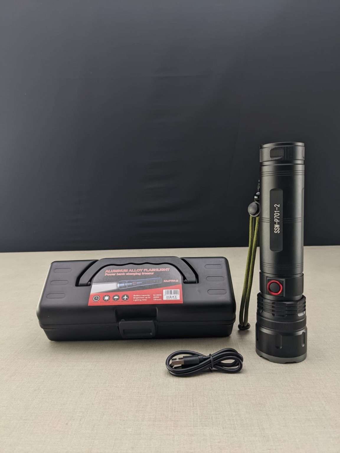 P701-2 Aluminium Flashlight with 6x18650 battery configuration